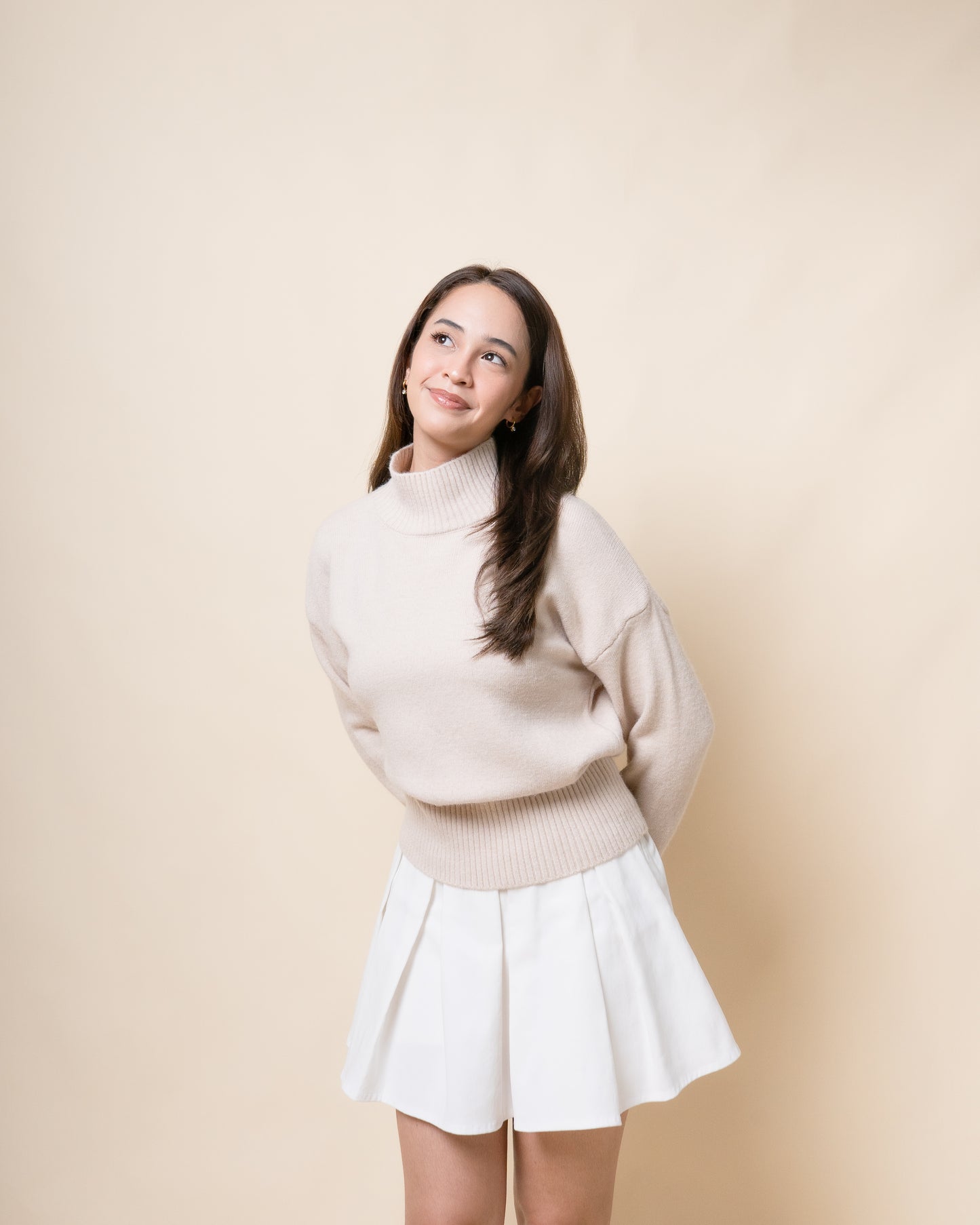VELIA Turtle Neck Knit Top