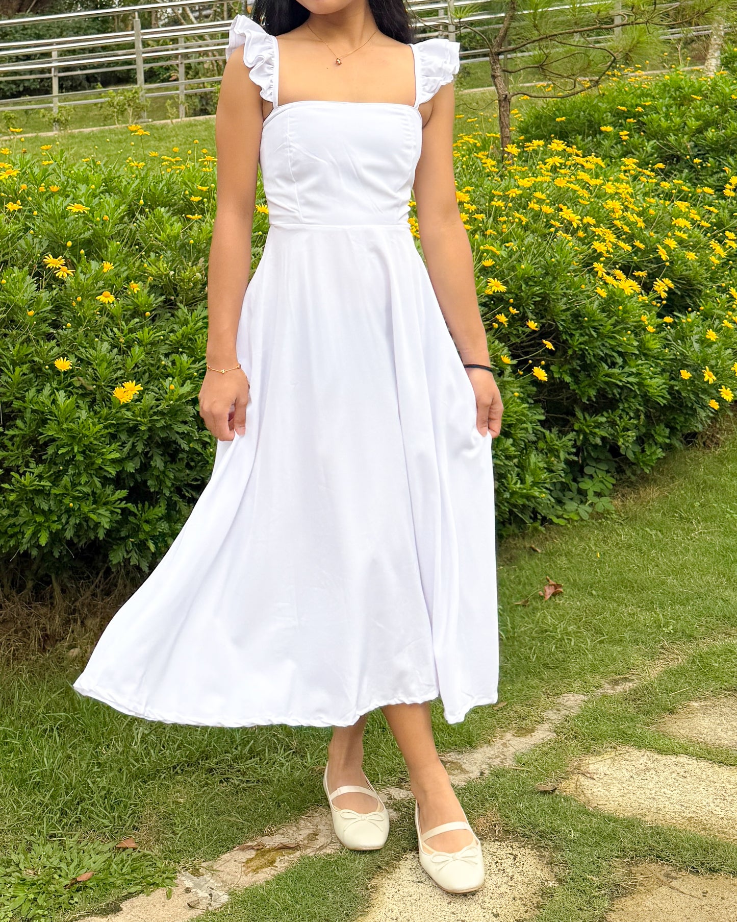KATHRYN Ruffle Stap Midi Dress