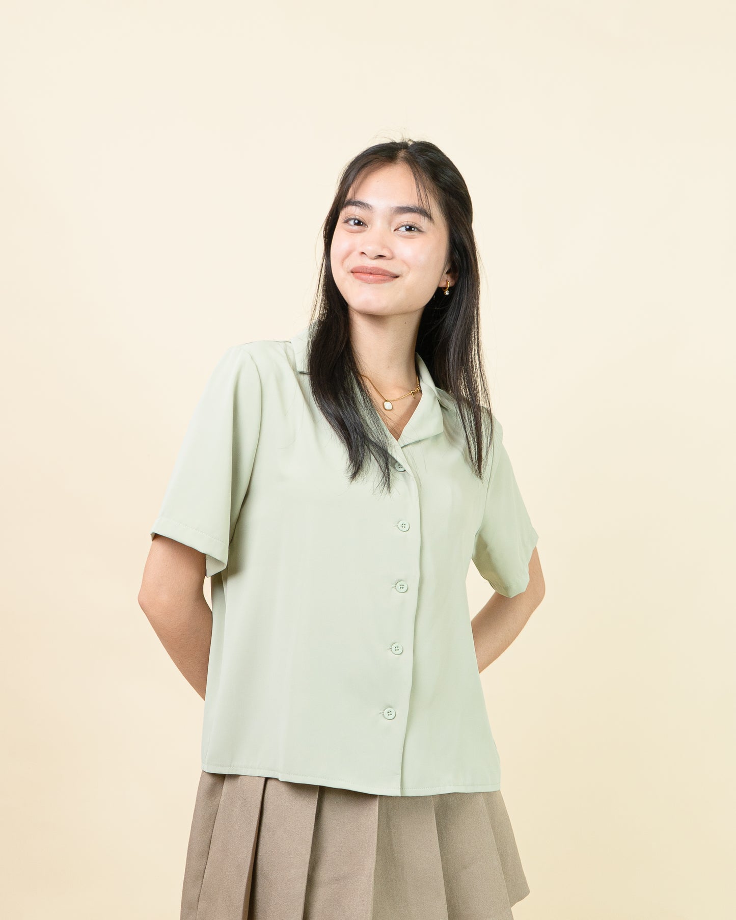 DONNA Button Up Top