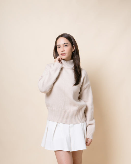 VELIA Turtle Neck Knit Top